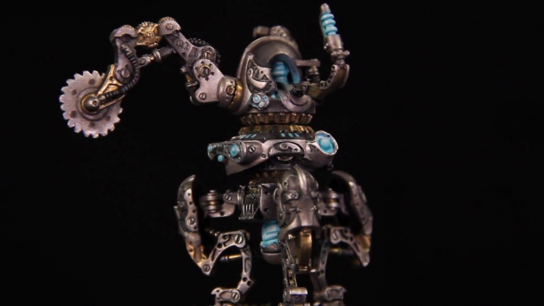 Light Warjack Galvanizer - jest zdolny naprawiać inne warjacki ze&nbsp;swej battlegrupy.